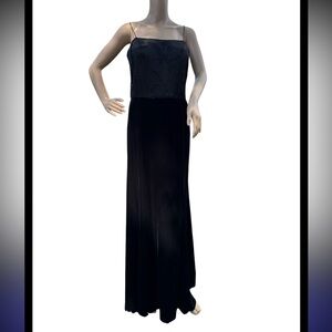 Elegant Black Evening Dress new size 10 Gala, Casino timeless black dress